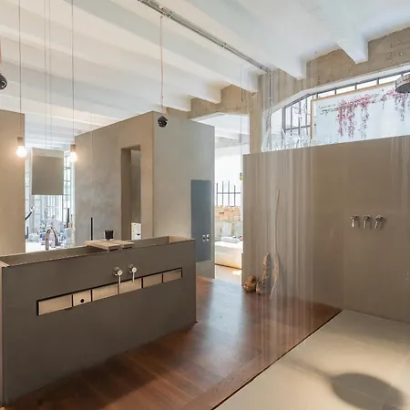 شقة Design Loft With Private Parking كومو